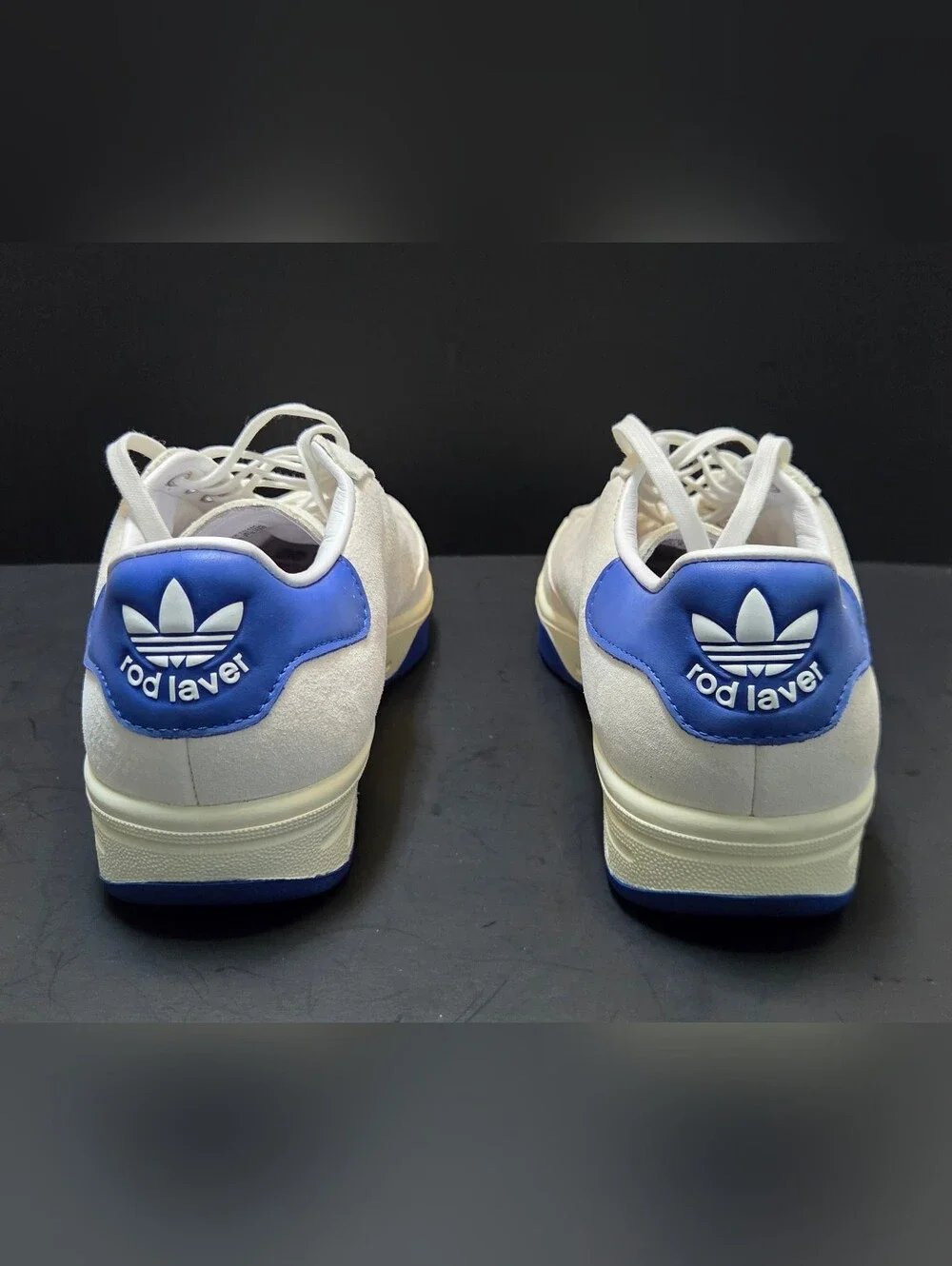 Adidas Rod Laver Flat White Blue Colorway FX5608 Mens 8.5 Suede Leather 0189